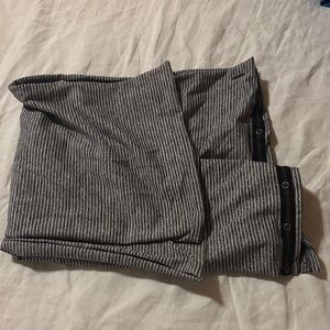 lululemon athletica Gray and White Pinstripe Wrap Scarf